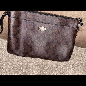 Coach cross body (Authentic Coach bag)